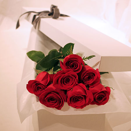 Crvene ruže u kutiji - cvjecarnicaljubica.com