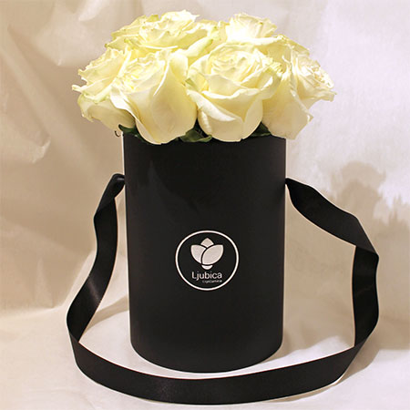 Bijele ruže flower box C - cvjecarnicaljubica.com